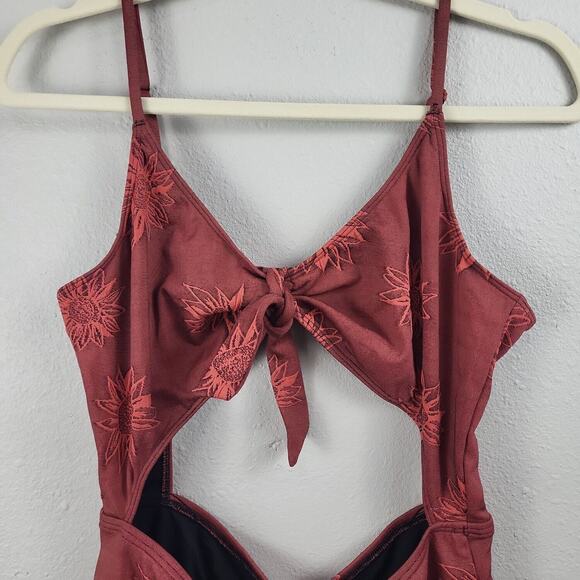 Urban Outfitters Womens Red Pink Sunflower One Piece Swimsuit Size Large - Picture 4 of 6